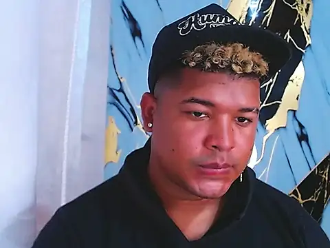 Show modela jhor_brown na web-kameri