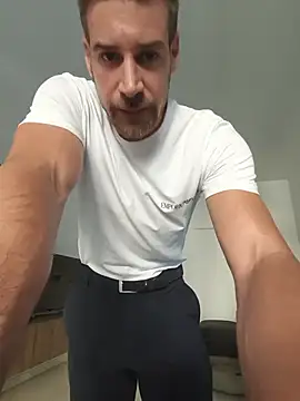 XXX chat uživo modela Lambe91