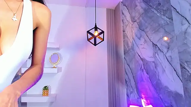 IsabellaMonetのライブXXXチャット