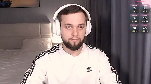ChillyXO's Live XXX Chat
