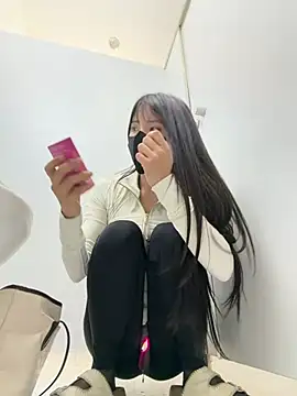 xiao-Lin Live XXX-chat