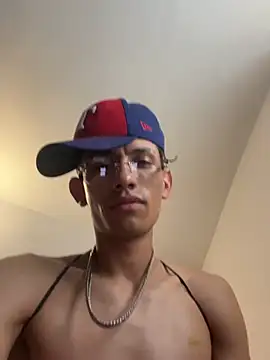 Chat +18 de alexmendoza24 ao vivo