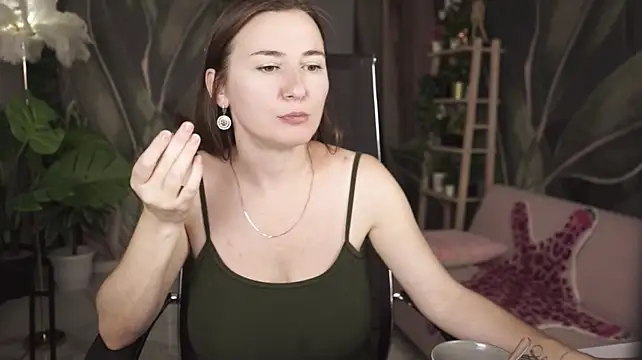 Golden_Dragon Chat XXX live