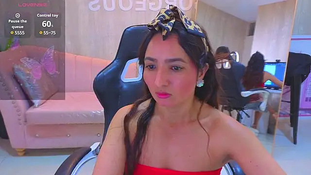 paulette37_a's Live XXX Chat