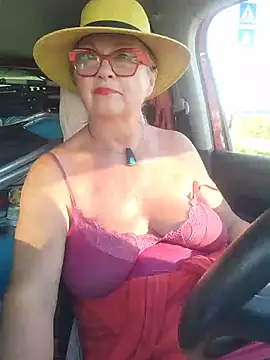 Chatroom XXX en direct de Hot-Muci