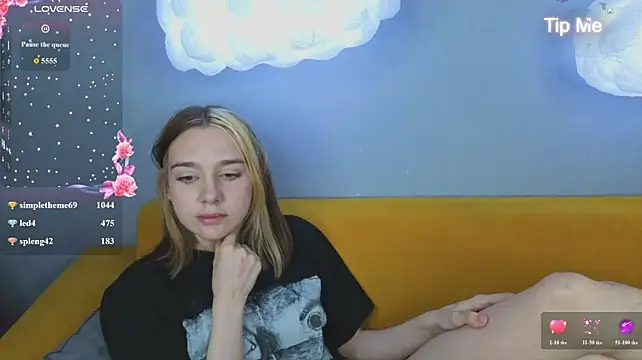 Chat +18 de Lesi_Moonie01 ao vivo