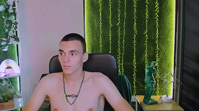 XXX chat uživo modela dark_riders