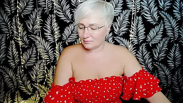 دردشة Olivia_playful الجنسية المباشرة