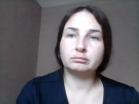 Kirahugme Adlı Modelin Canlı XXX Sohbeti