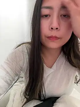 zzdd999's Live XXX Chat