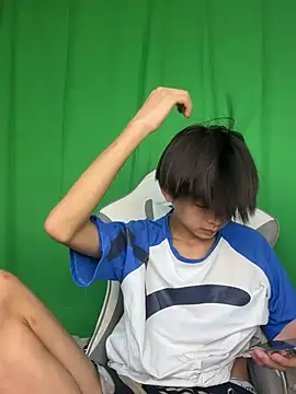 DD-101's Live XXX Chat