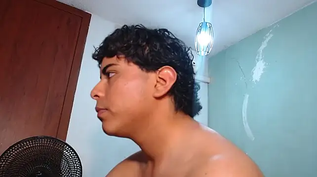 Živý XXX chat stefano_piero