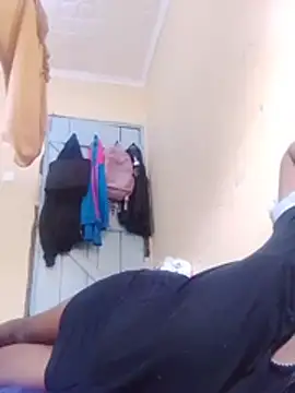 Cute-mish Chat XXX live