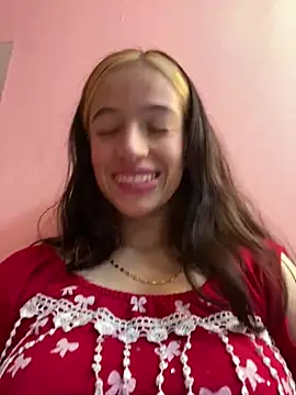 aly_16 Adlı Modelin Canlı XXX Sohbeti