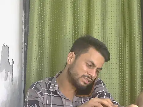 Stubborndesiboy Adlı Modelin Web Kamerası Şovu