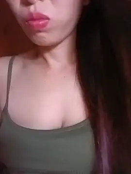 hd_love69 Adlı Modelin Canlı XXX Sohbeti