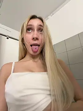 Pink_Kiss Chat XXX in diretta