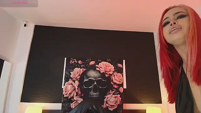EvaaFoxxy1のライブXXXチャット