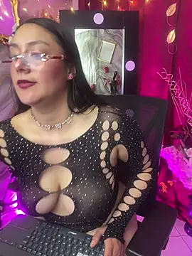 CristalZafiro লাইভ XXX চ্যাট