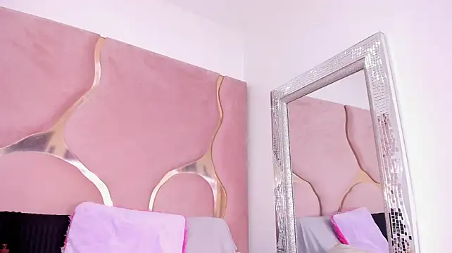 XXX chat uživo modela honeyhtx