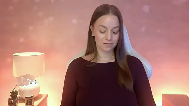 MilaFleur 即時 XXX 聊天