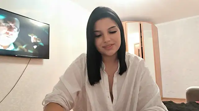 MadalineGrand 现场XXX聊天