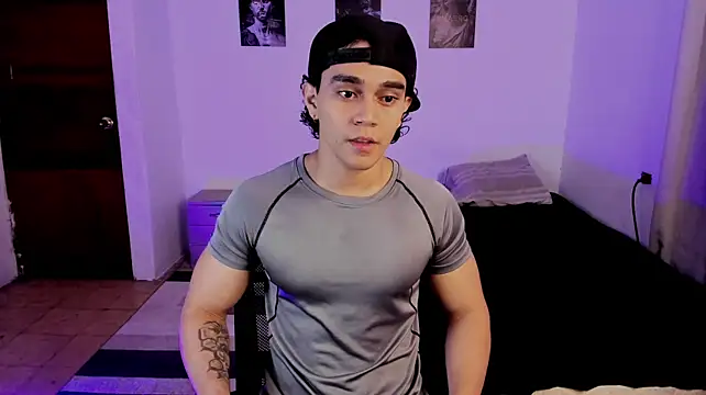 mateo_jack's Live XXX Chat