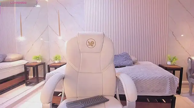 luna_taylorss 现场XXX聊天