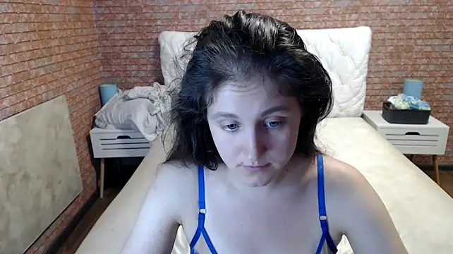 Holliy_Cooper – Naživo XXX chat