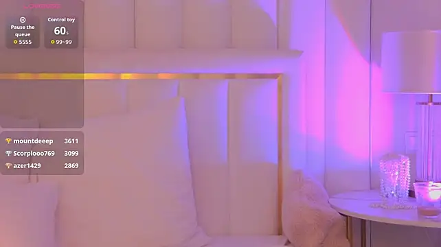 AriellaMelo 现场XXX聊天