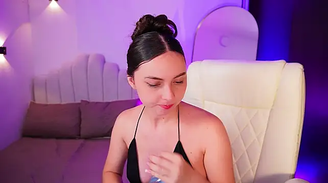 Czat XXX na żywo – AliceHarper_
