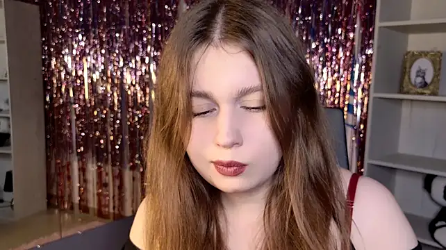 FioraMarmoris' Live XXX Chat