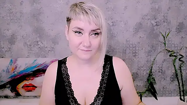 Djullia's Live XXX Chat