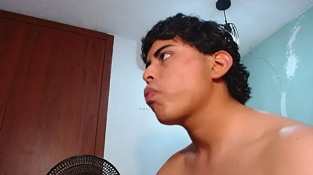 Show de stefano_piero na webcam