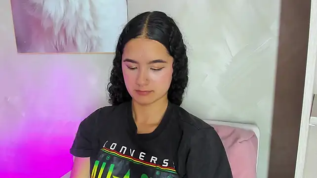 DannaJonsson149 Adlı Modelin Canlı XXX Sohbeti