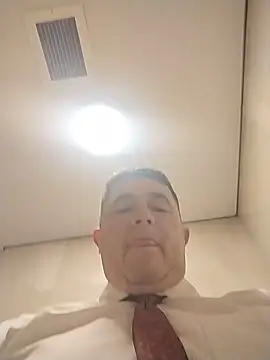 BigCristh79: διαδικτυακό σόου στην κάμερα