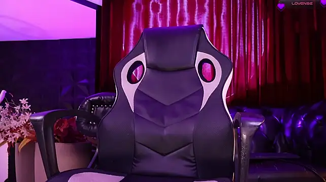 Velvet_Raze – Naživo XXX chat