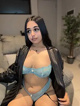 הופעת וובקאם של LilMisIndianx