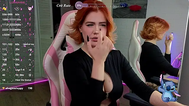 RedVelveten's Live XXX Chat