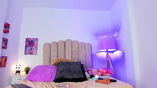spicy_morena_ 现场XXX聊天