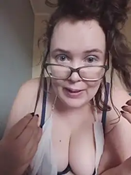 KatarinaStripper élő XXX-chatje