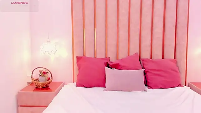 Zoe_Monrow Adlı Modelin Canlı XXX Sohbeti