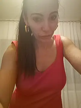 milflovelyxxx 现场XXX聊天