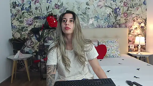 RoseDiamond06's Live XXX Chat