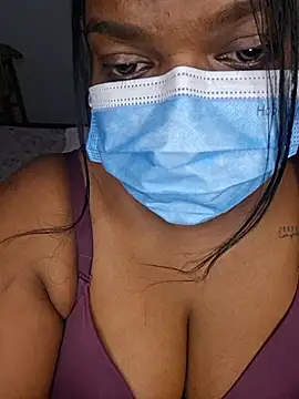 Chat +18 de chubybabi ao vivo