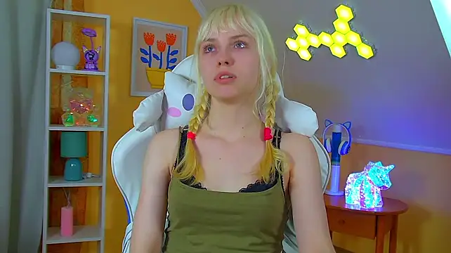 HannahHollis Live XXX-chat