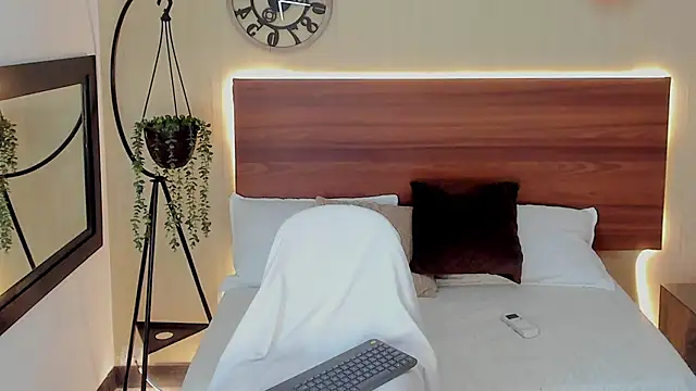 SamayRyann Adlı Modelin Canlı XXX Sohbeti