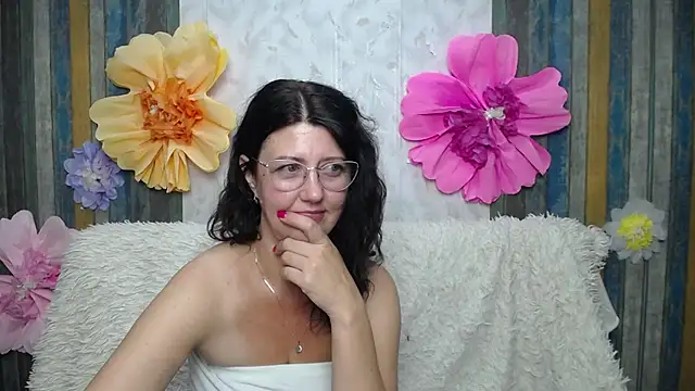 RoseHille Chat XXX in diretta
