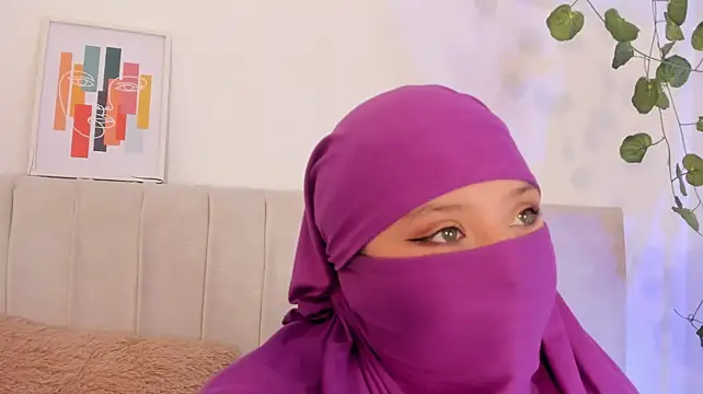 Maysanoor Live XXX-chat