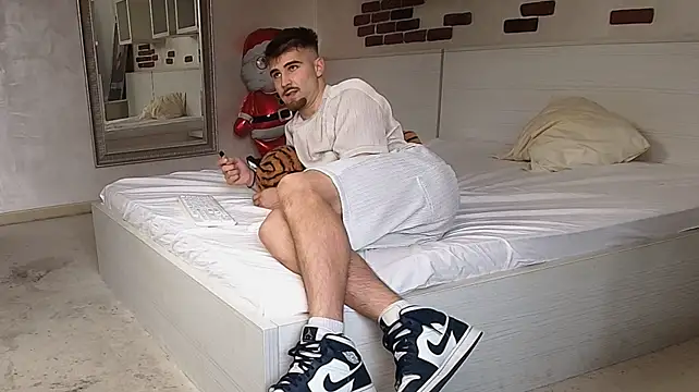 KyloEast 라이브 XXX 채팅